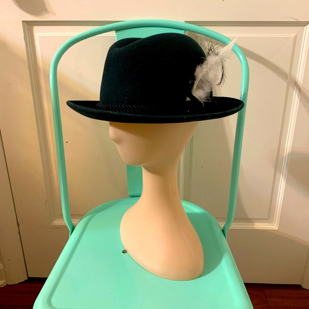 Vintage Hunter Green Felt Fedora with Feathers M